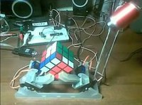 1-rubiks_cube_solving_robot.jpg