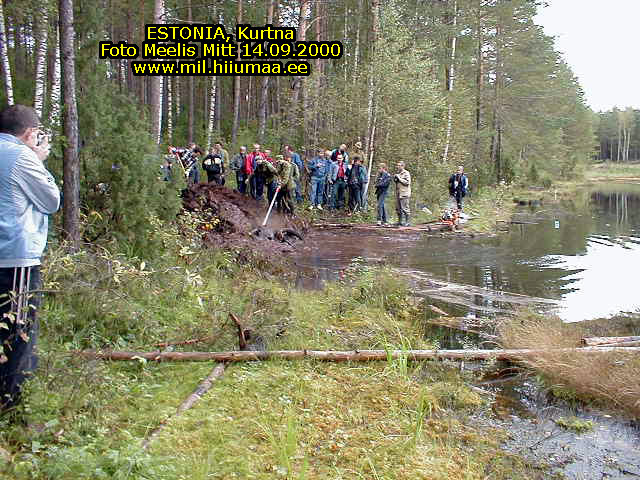 2002-09-14-Estonia-Kurtna_tank_T-34_03.jpg