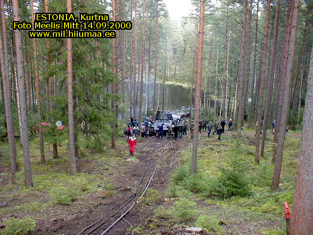 2002-09-14-Estonia-Kurtna_tank_T-34_15.jpg