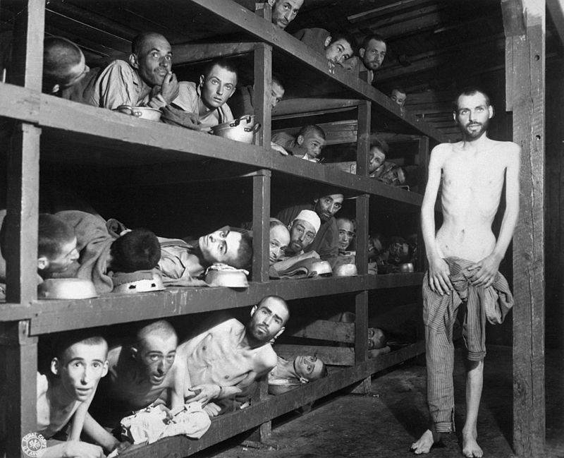 800px-Buchenwald_Slave_Laborers_Liberati