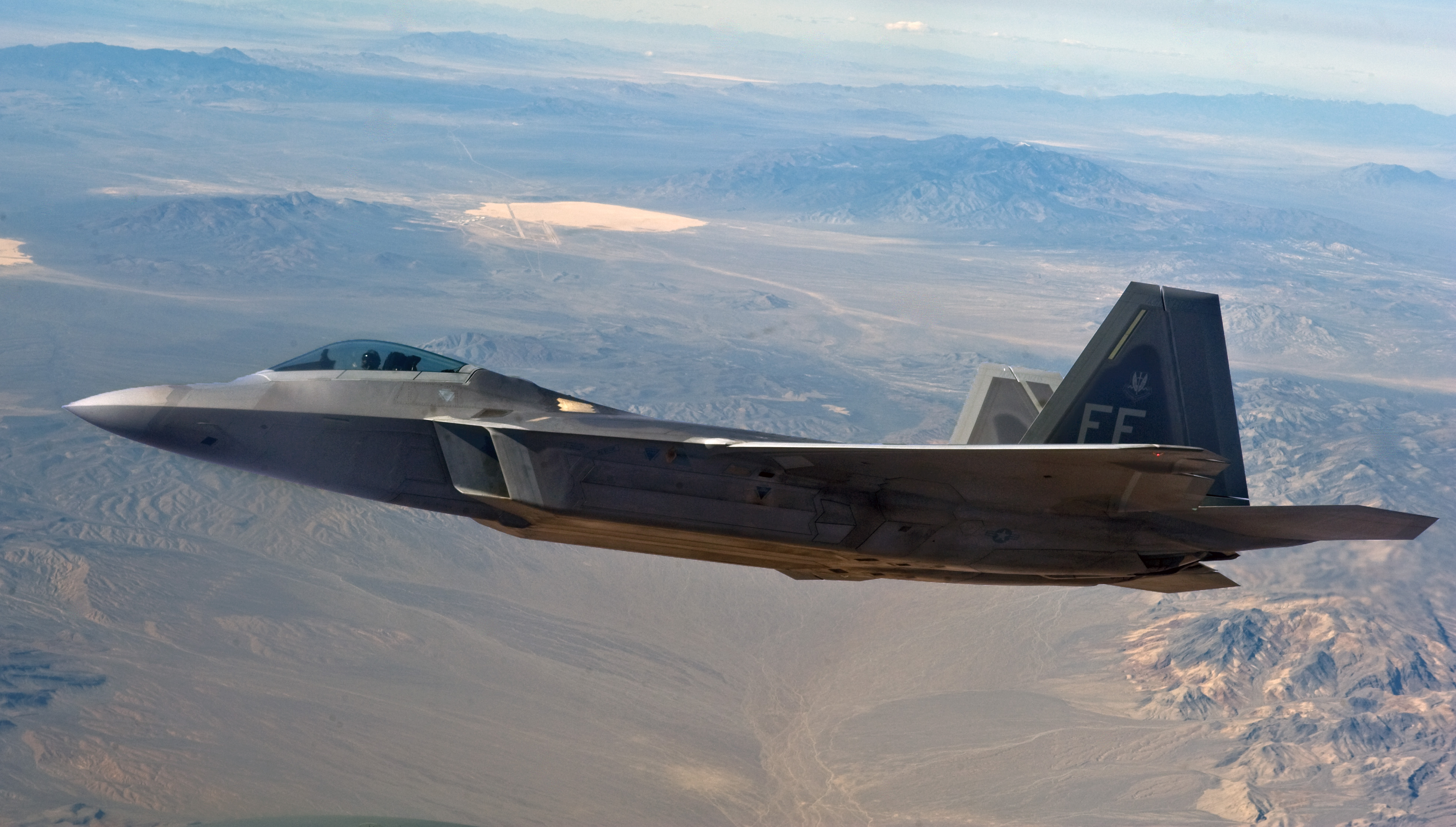F22_Area51.jpg