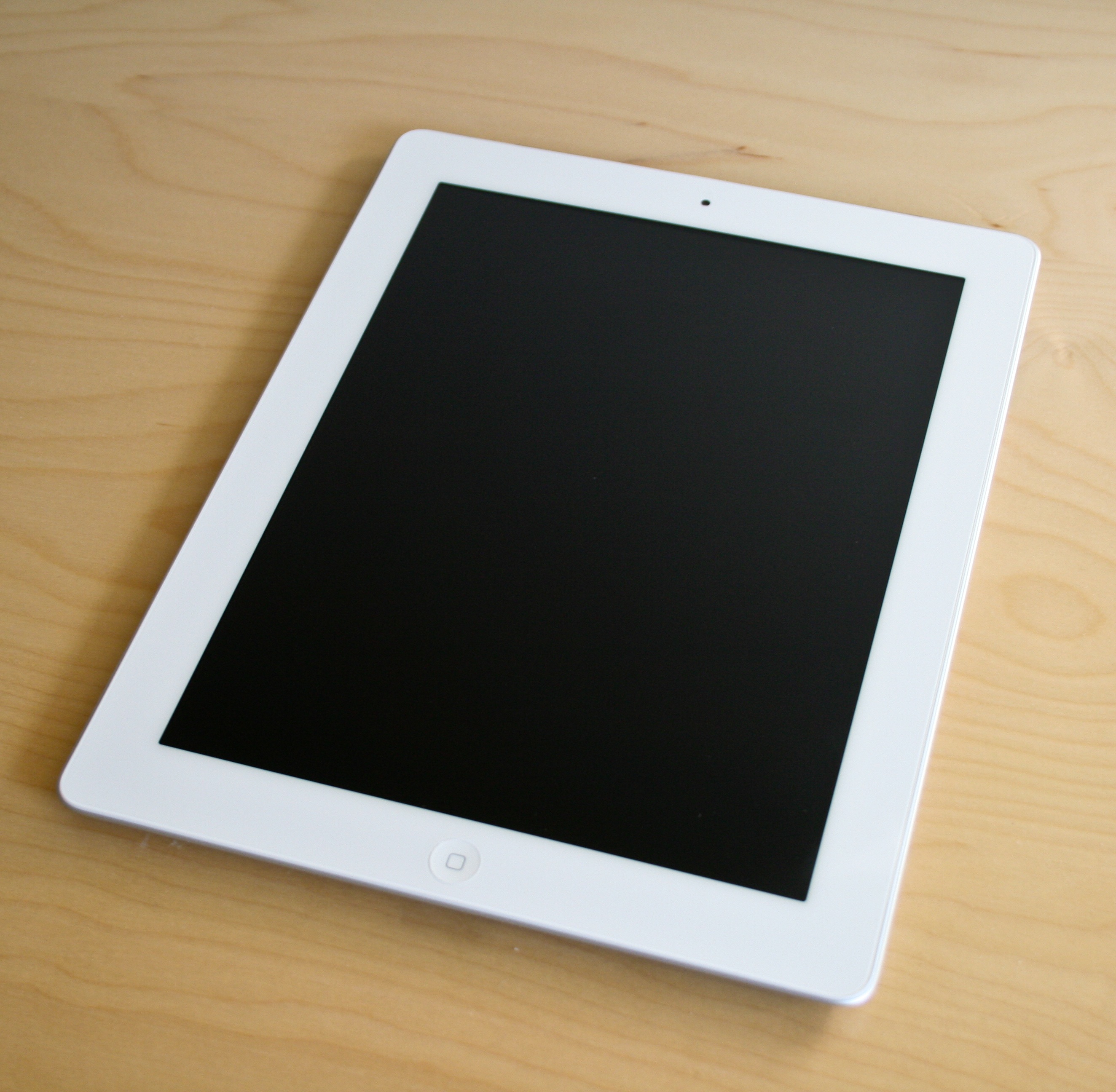 IPad_2_White_on_table.jpg