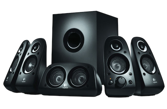 Logitech-Z506-surround-sound-speakers.jp