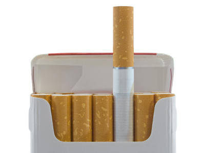cigarette_pack_no_logo.jpg