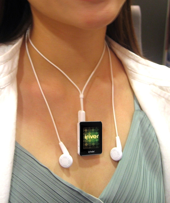 iRiver-s10.jpg