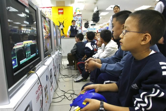 Daugiau informacijos apie "Kinija uždraudė žaisti su žaidėjais iš kitų šalių"